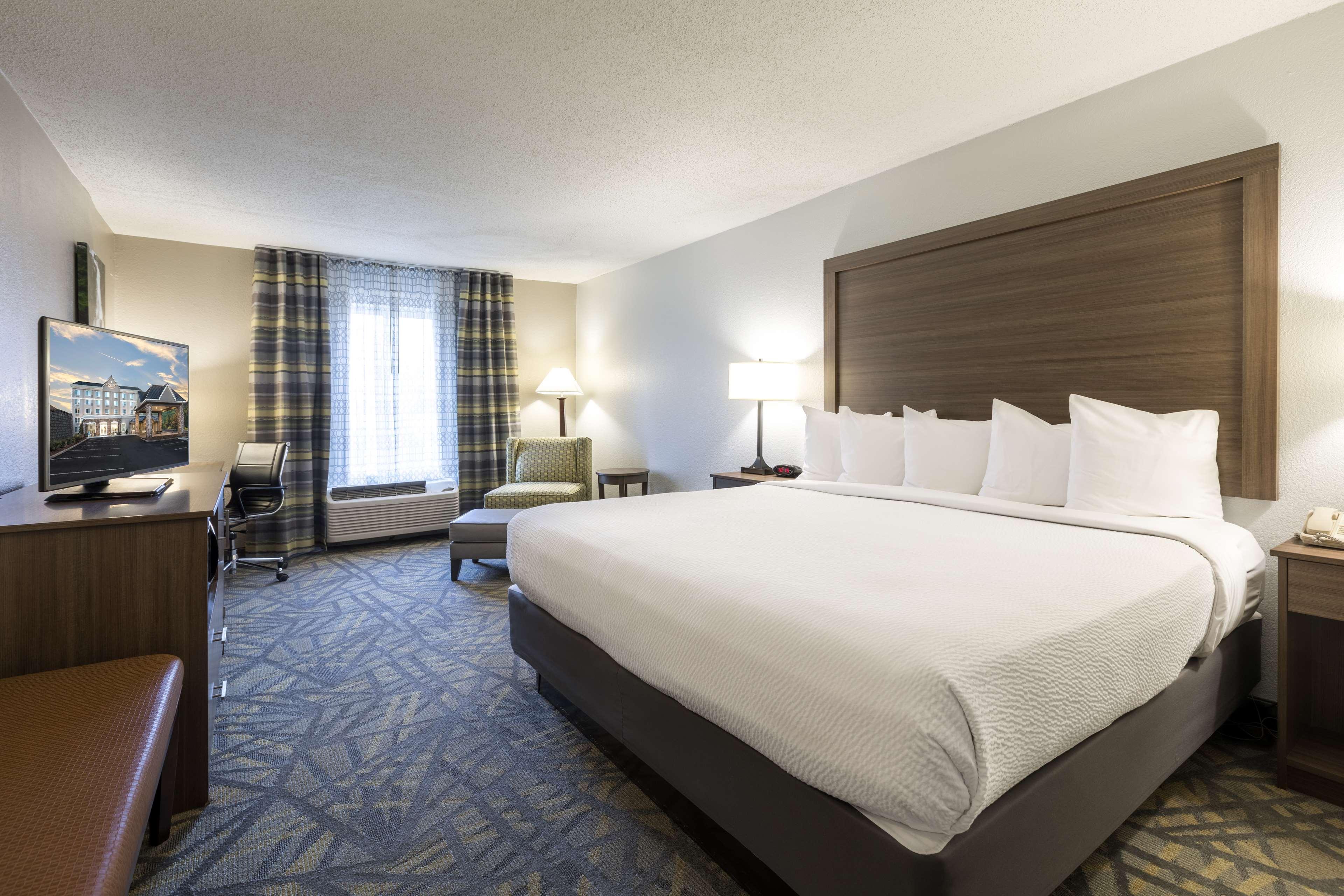 Country Inn & Suites By Radisson Asheville Downtown Tunnel Road ภายนอก รูปภาพ