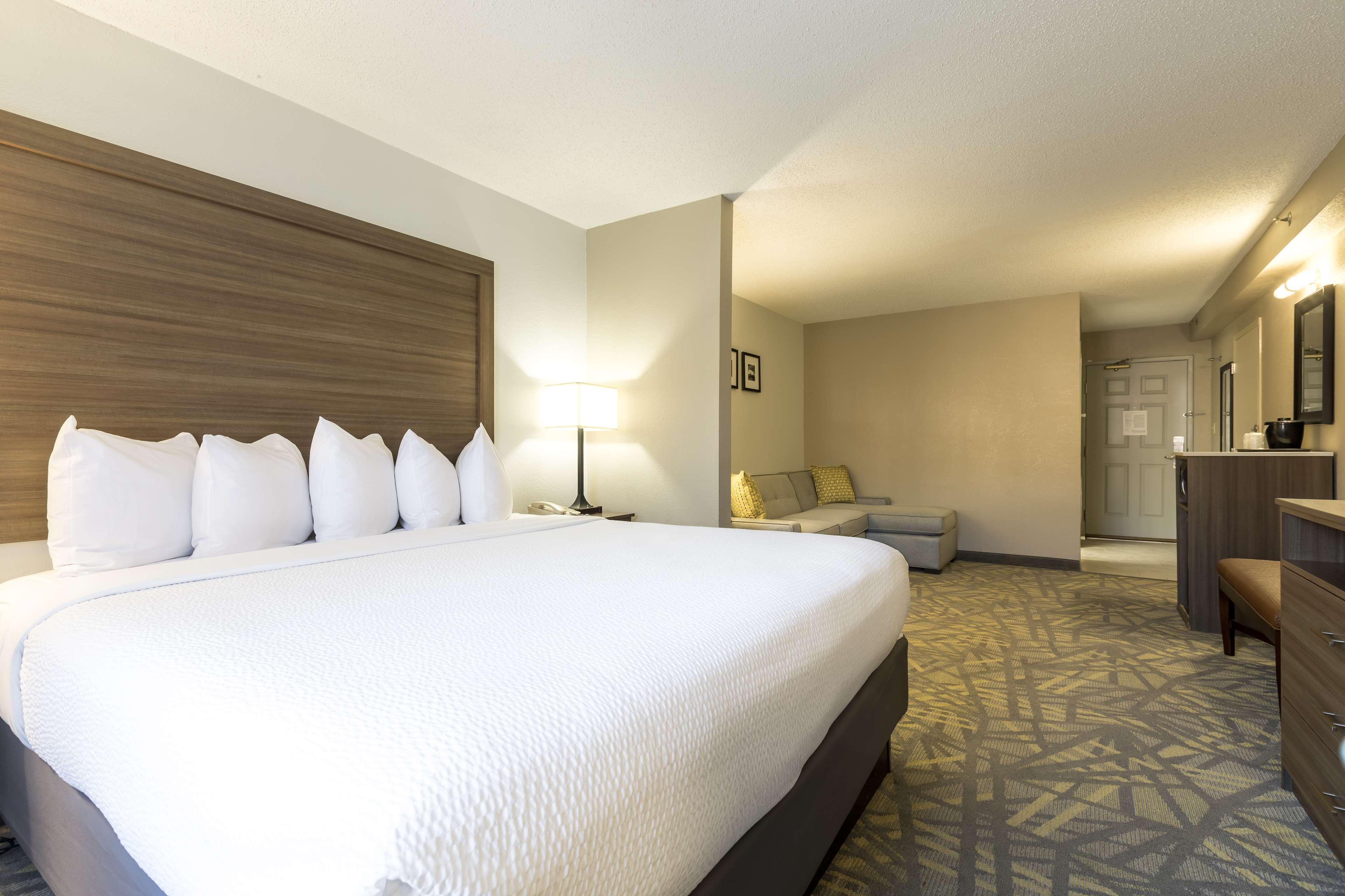 Country Inn & Suites By Radisson Asheville Downtown Tunnel Road ภายนอก รูปภาพ