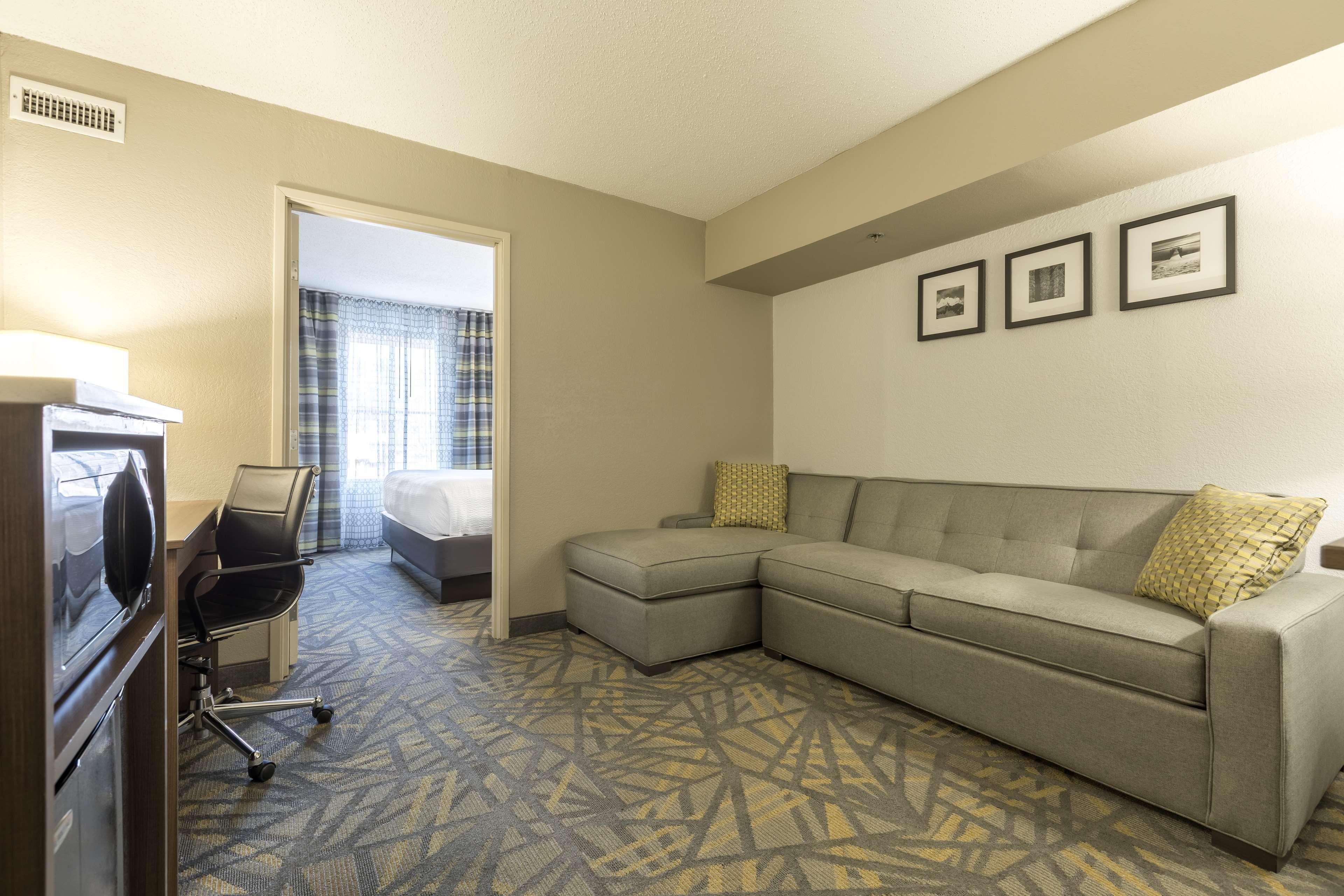 Country Inn & Suites By Radisson Asheville Downtown Tunnel Road ภายนอก รูปภาพ