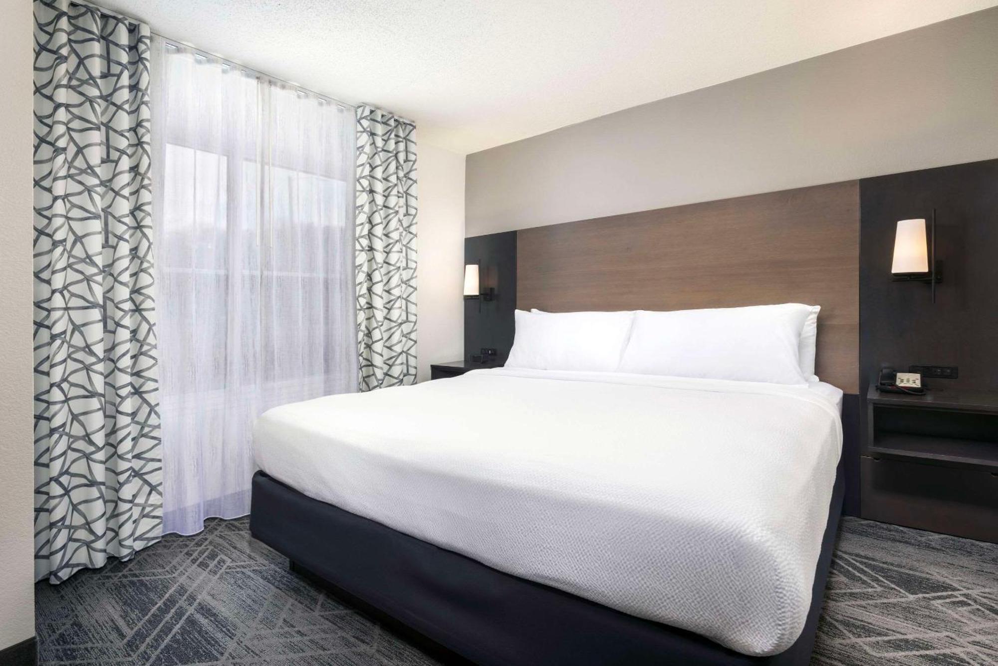Country Inn & Suites By Radisson Asheville Downtown Tunnel Road ภายนอก รูปภาพ