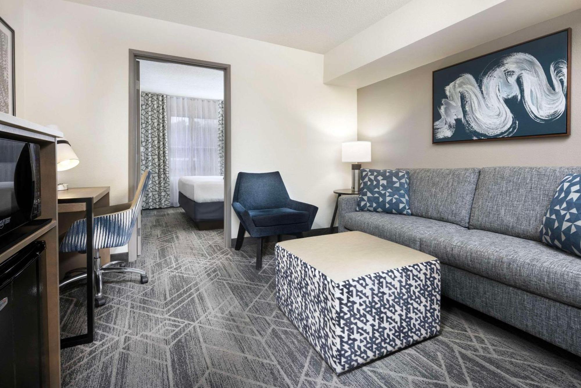 Country Inn & Suites By Radisson Asheville Downtown Tunnel Road ภายนอก รูปภาพ